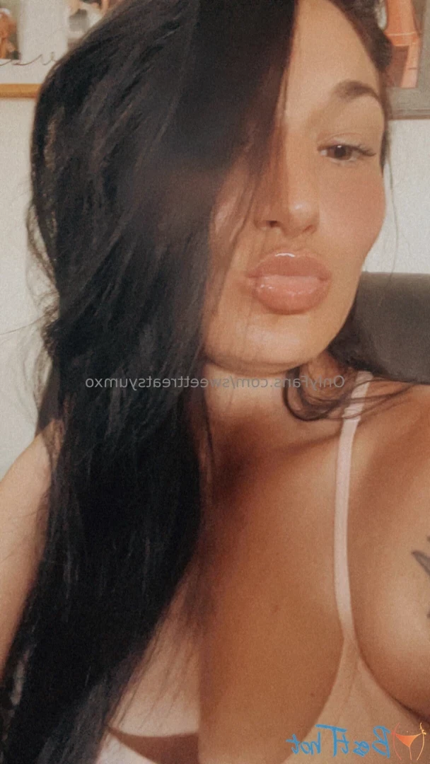 sweettreatsyumxo Onlyfans leaked photo 18542924 on Hotleaks.tv