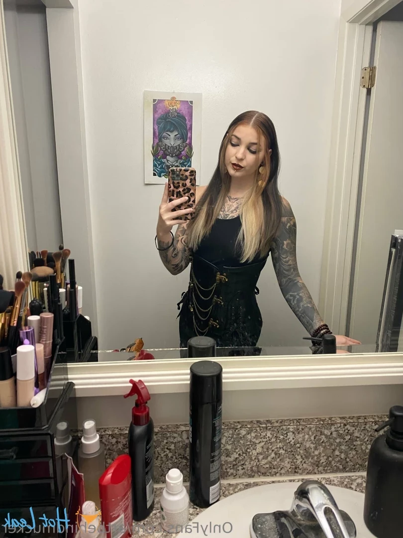 artbehindmucker Onlyfans leaked photo 18574256 on Hotleaks.tv