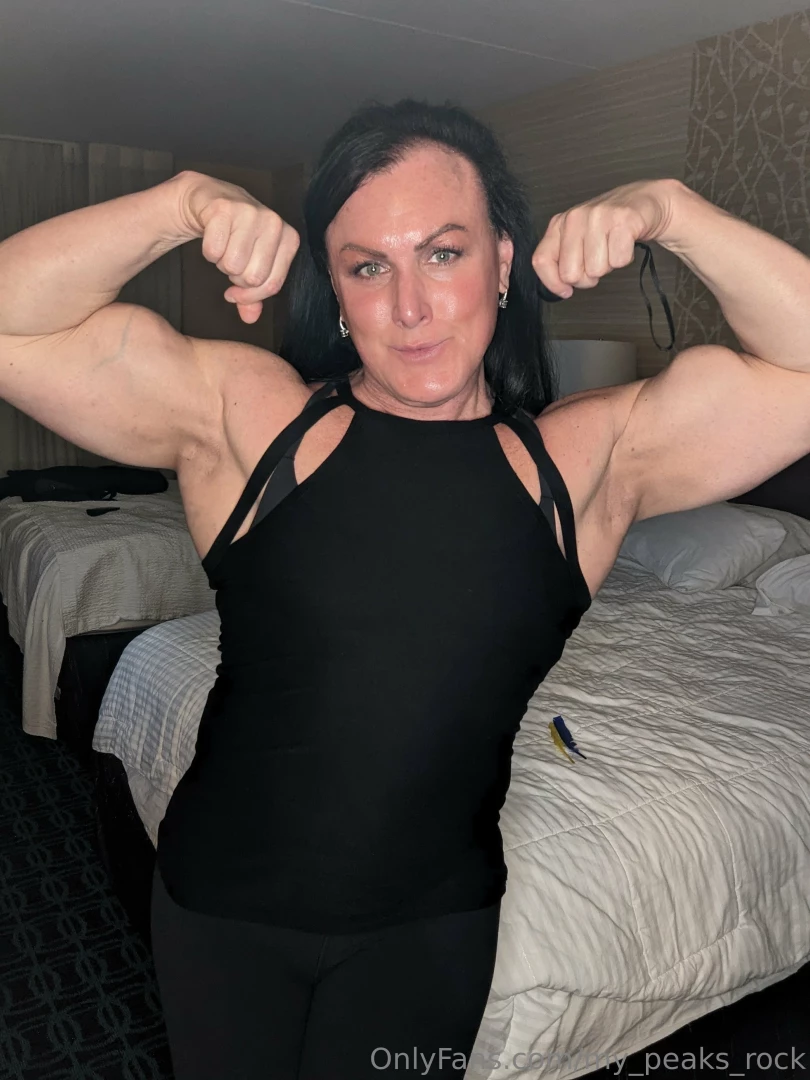 my_peaks_rock [ my-peaks-rock ] Onlyfans leaked photo 18575740 on Hotleaks.tv