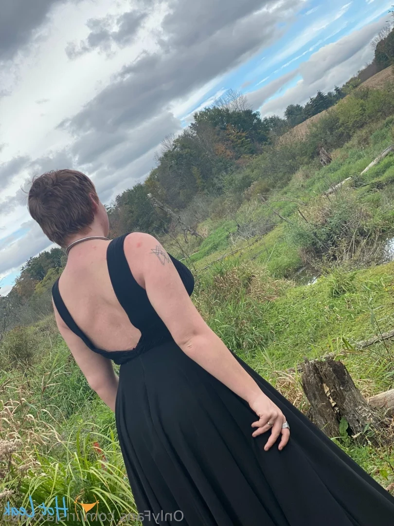 irisjaxx665 Onlyfans leaked photo 18572066 on Hotleaks.tv