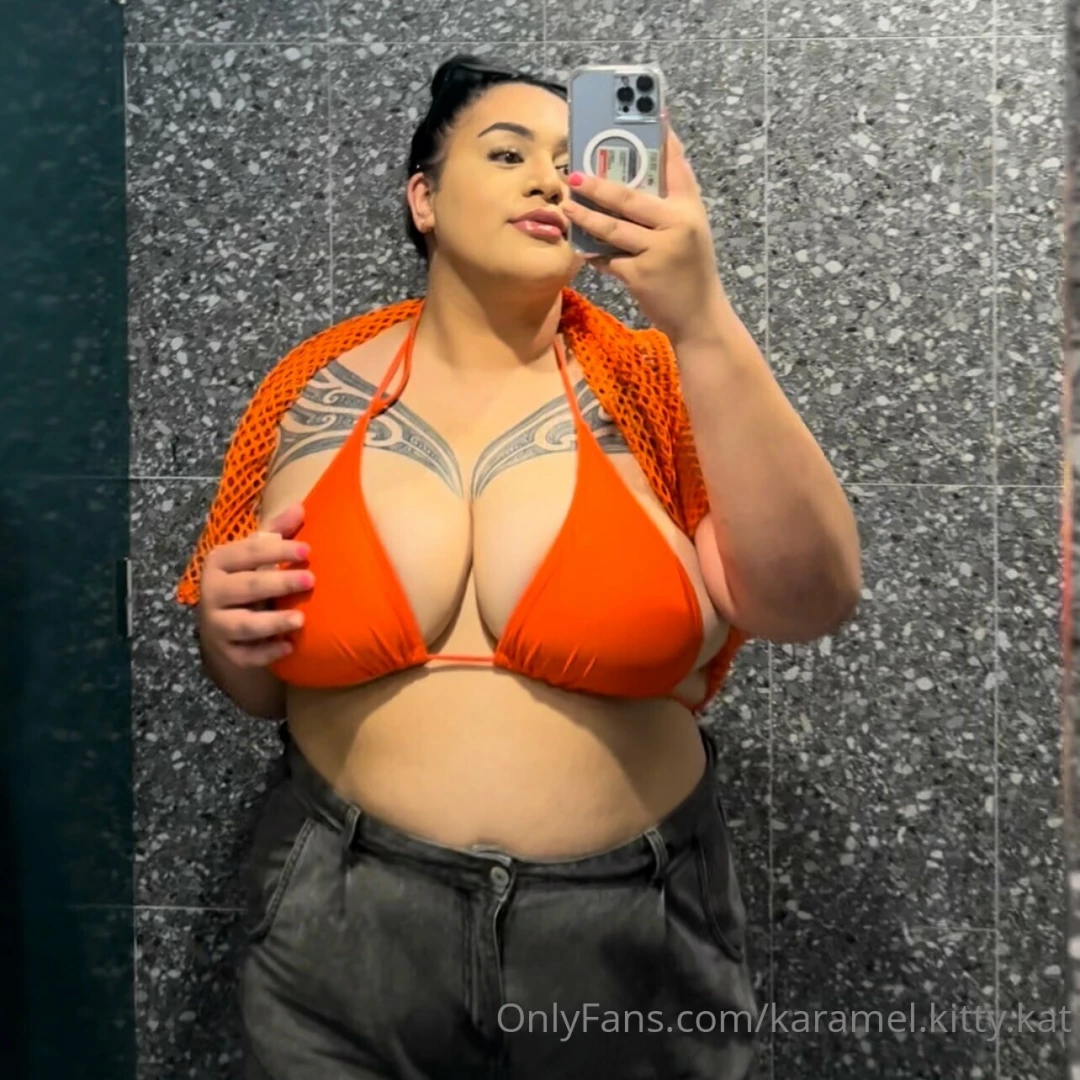 karamel.kitty.kat [ karamel-kitty-kat ] Onlyfans leaked photo 18575112 on Hotleaks.tv