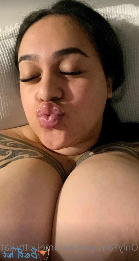 karamel.kitty.kat [ karamel-kitty-kat ] Onlyfans leaked photo 18578254 on Hotleaks.tv