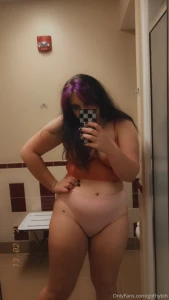 18574392