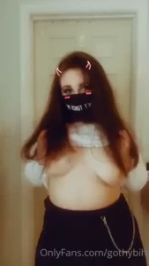 18575643