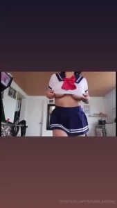 18573712
