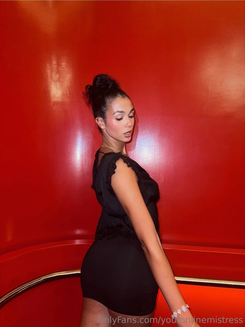 youronlinemistress Onlyfans leaked photo 18572187 on Hotleaks.tv