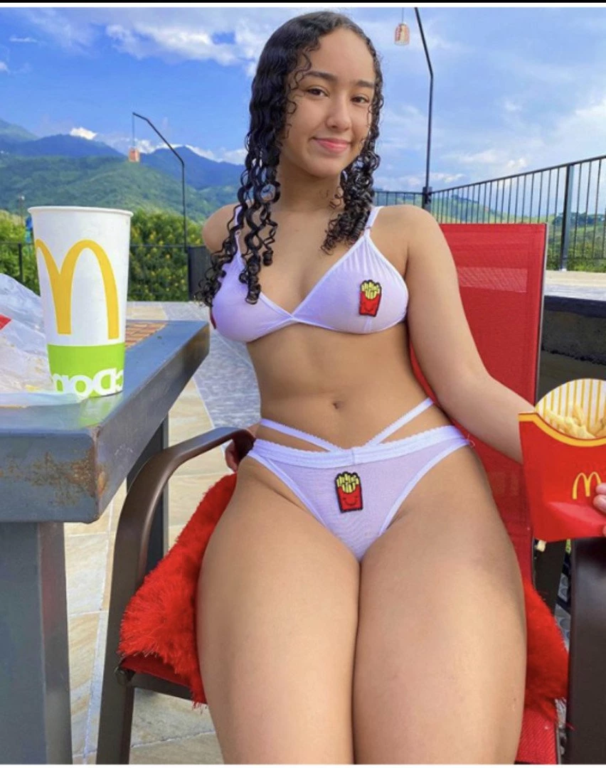Valery Altamar [ valeryaltamarprivate ] Onlyfans leaked photo 1208582 on Hotleaks.tv