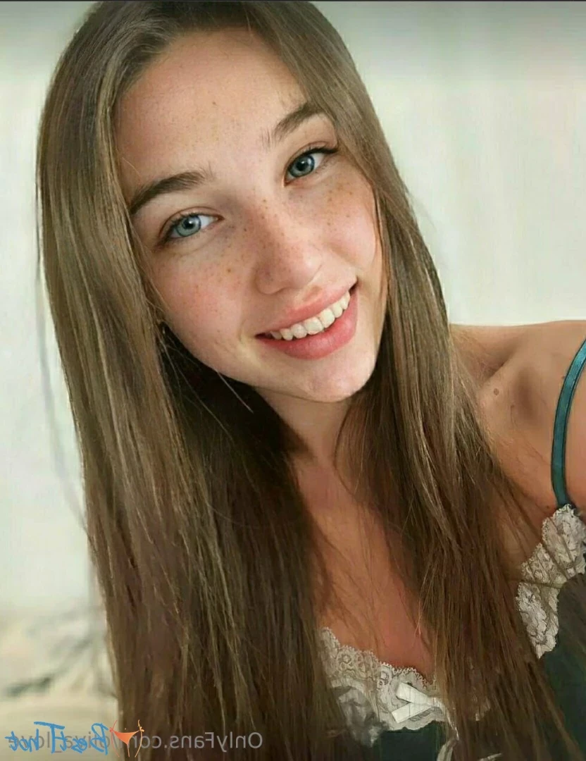 oliva_love [ oliva-love ] Onlyfans leaked photo 18544719 on Hotleaks.tv