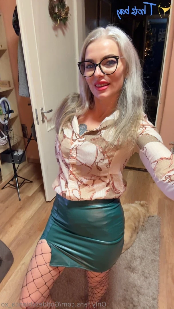 goddessbianca_xo [ goddessbianca-xo ] Onlyfans leaked photo 18545858 on Hotleaks.tv