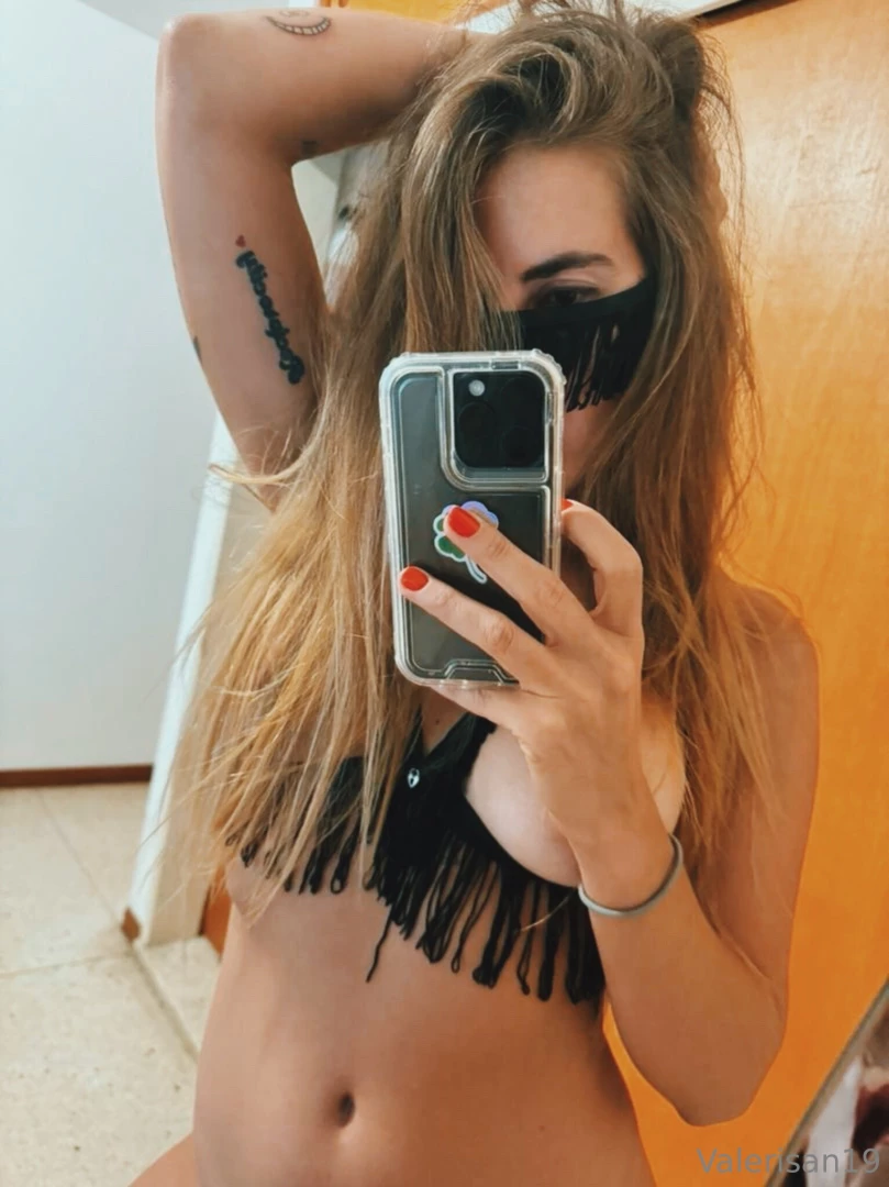 valerisan19 Onlyfans leaked photo 18546345 on Hotleaks.tv