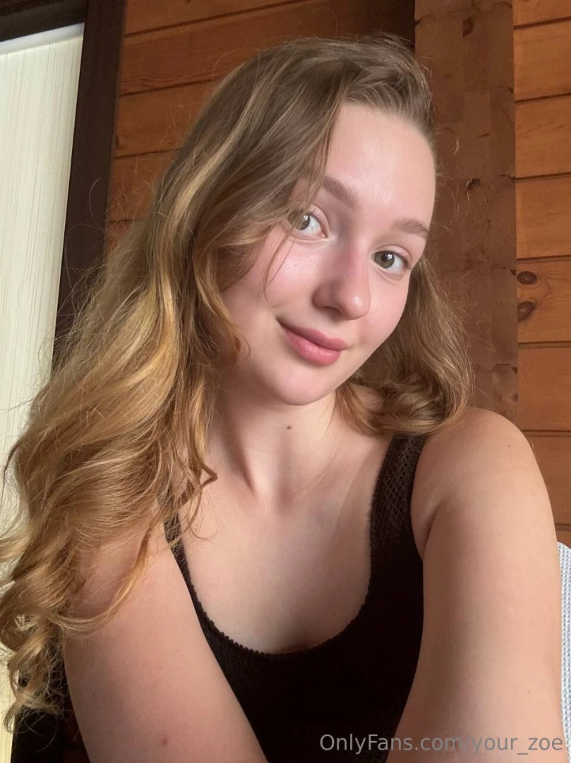 your_zoe [ your-zoe ] Onlyfans leaked photo 18547950 on Hotleaks.tv