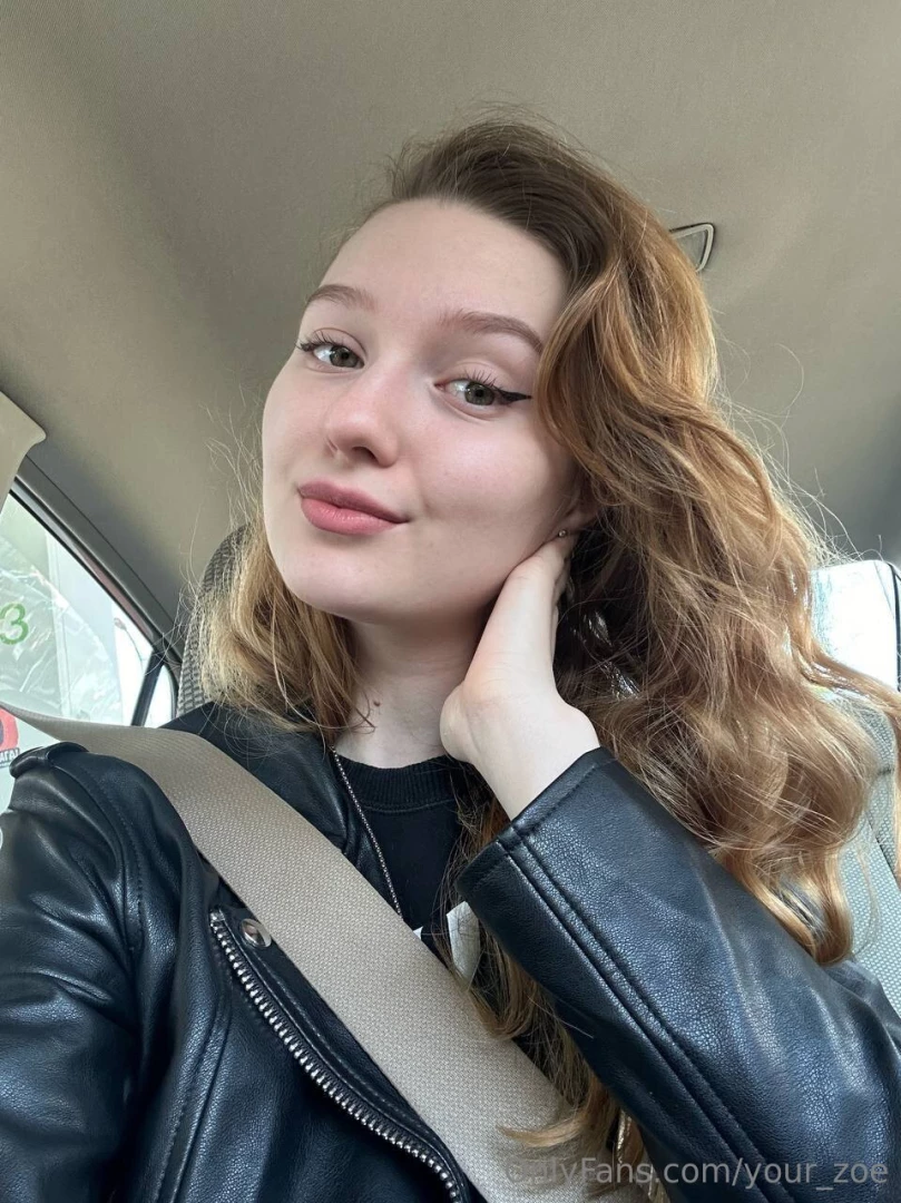 your_zoe [ your-zoe ] Onlyfans leaked photo 18549105 on Hotleaks.tv