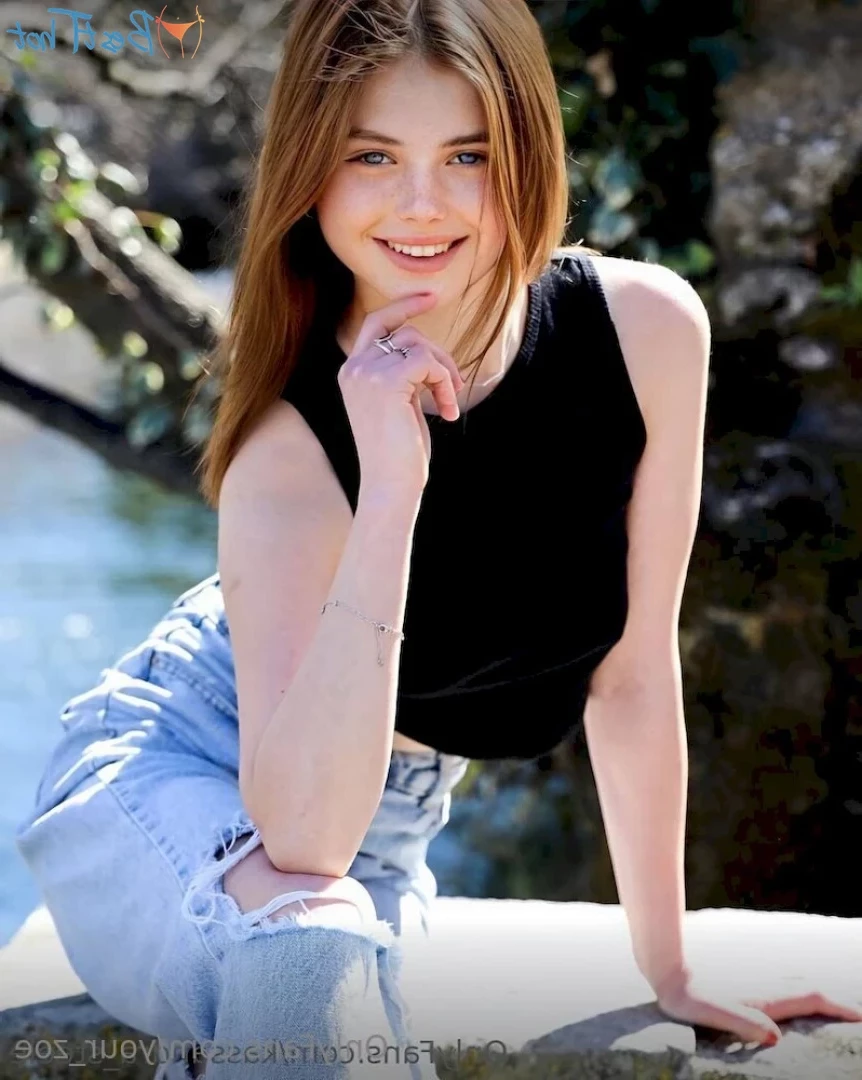 your_zoe [ your-zoe ] Onlyfans leaked photo 18558719 on Hotleaks.tv