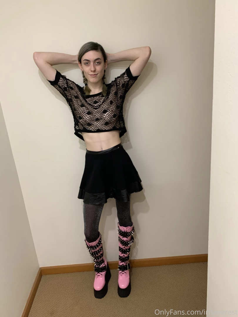 iriseverest Onlyfans leaked photo 18547742 on Hotleaks.tv