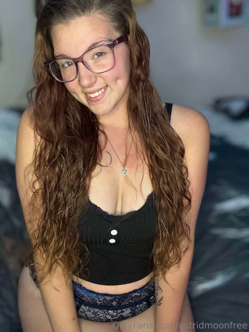 astridmoonfree Onlyfans leaked photo 18548497 on Hotleaks.tv