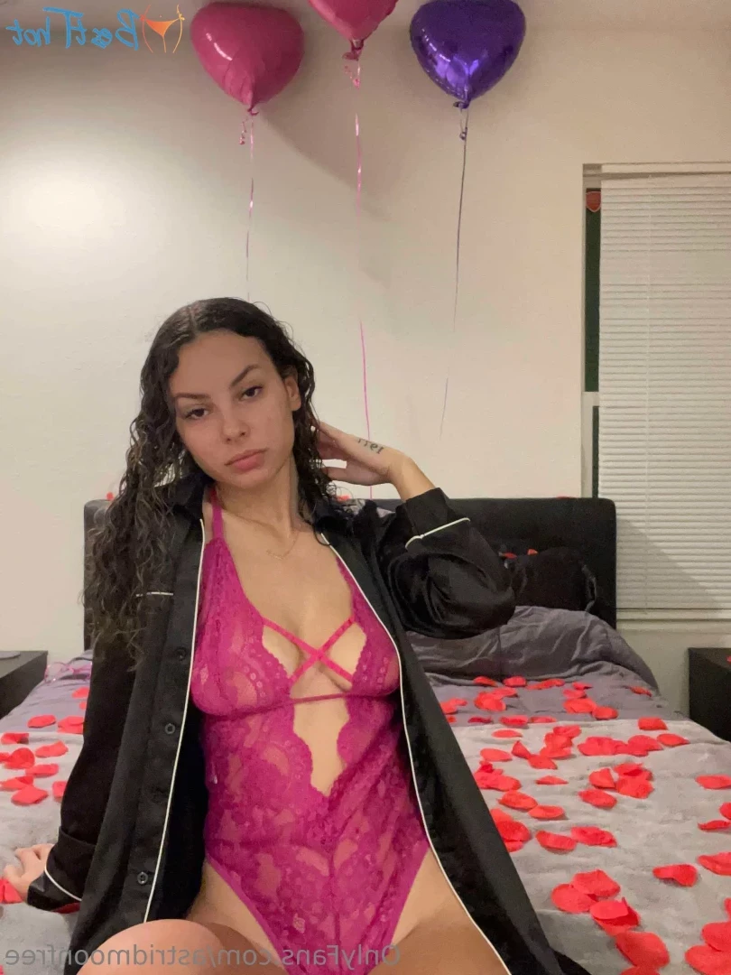 astridmoonfree Onlyfans leaked photo 18548669 on Hotleaks.tv