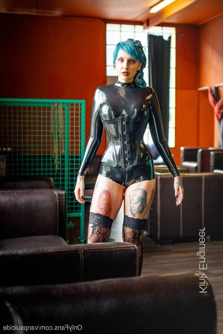 𝖘𝖚𝖈𝖈𝖚𝖇𝖚𝖘 𝗼𝗳 𝘀𝗲𝘅𝘁 [ vanpsuicide ] Onlyfans leaked photo 1209645 on Hotleaks.tv