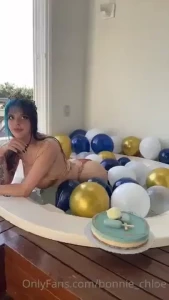 18551423