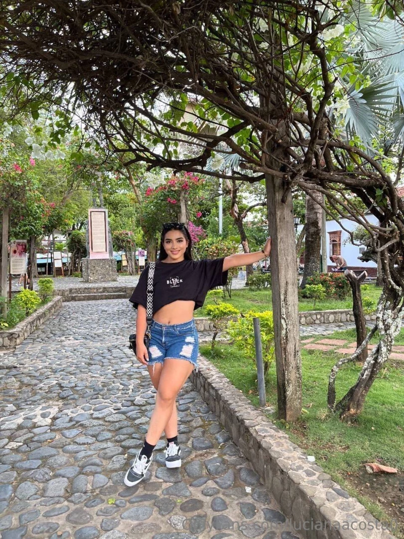 lucianaacosta0 Onlyfans leaked photo 18549946 on Hotleaks.tv