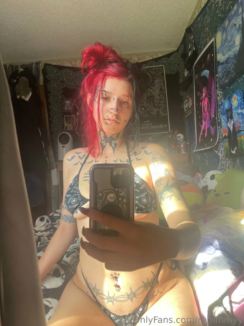 yummyrem Onlyfans leaked photo 18558390 on Hotleaks.tv