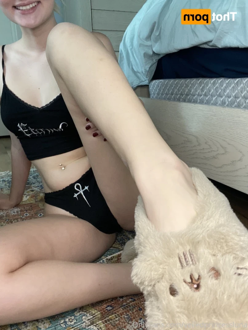 Luna Harlow [ veiledprincessluna ] Onlyfans leaked photo 12846554 on Hotleaks.tv