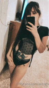 18557762