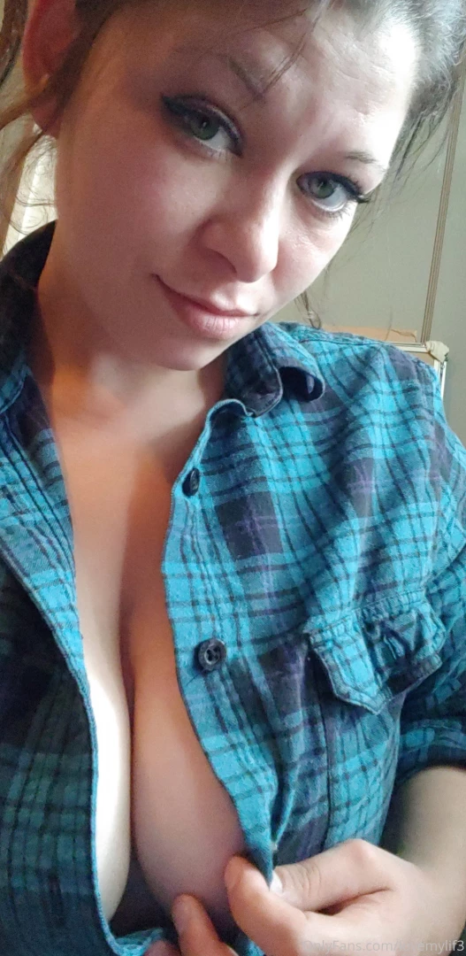 lovemylif3 Onlyfans leaked photo 18553476 on Hotleaks.tv