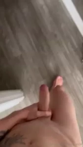 18557565