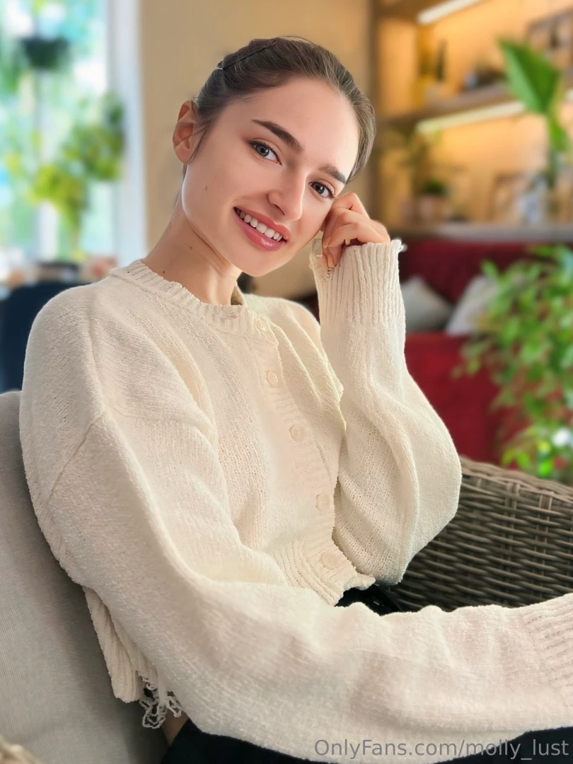 molly_via [ molly-via ] Onlyfans leaked photo 18551757 on Hotleaks.tv
