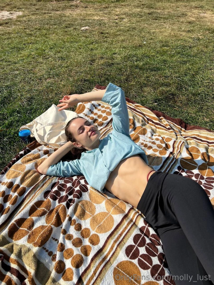 molly_via [ molly-via ] Onlyfans leaked photo 18556705 on Hotleaks.tv