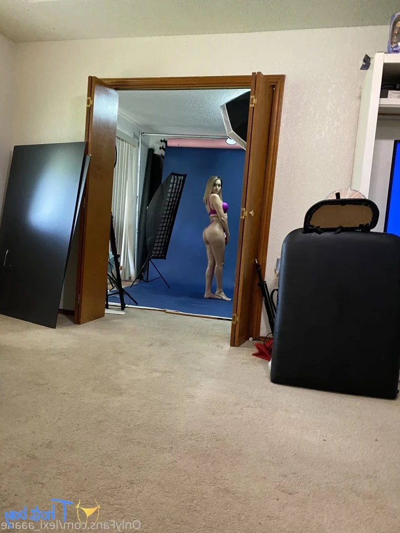 lexi_aaane [ lexi-aaane ] Onlyfans leaked photo 18551793 on Hotleaks.tv