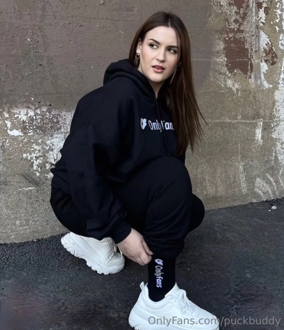 puckbuddy Onlyfans leaked photo 18552407 on Hotleaks.tv