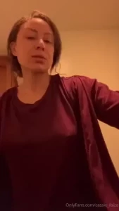 18557721