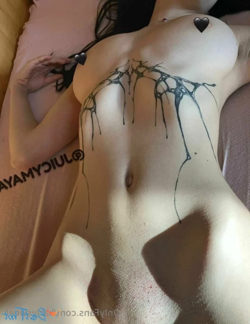 karlysweet Onlyfans leaked photo 18554339 on Hotleaks.tv