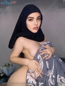 18556174