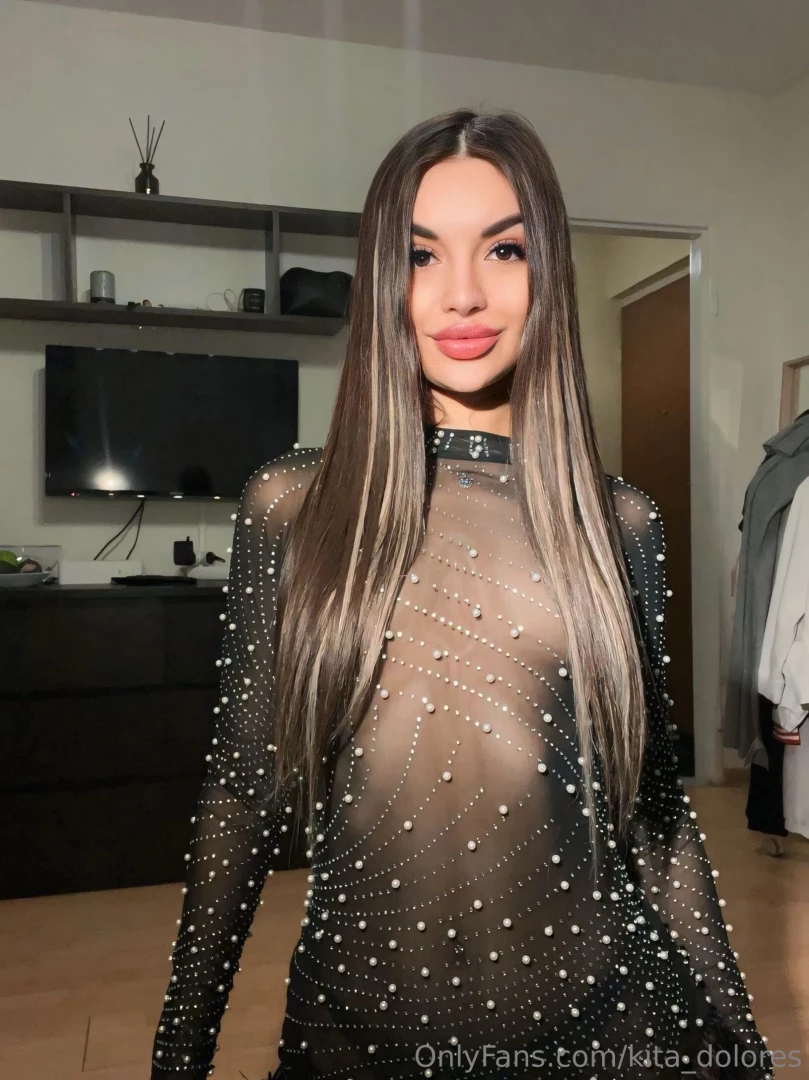 kita_dolores [ kita-dolores ] Onlyfans leaked photo 18555298 on Hotleaks.tv