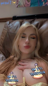 18556373
