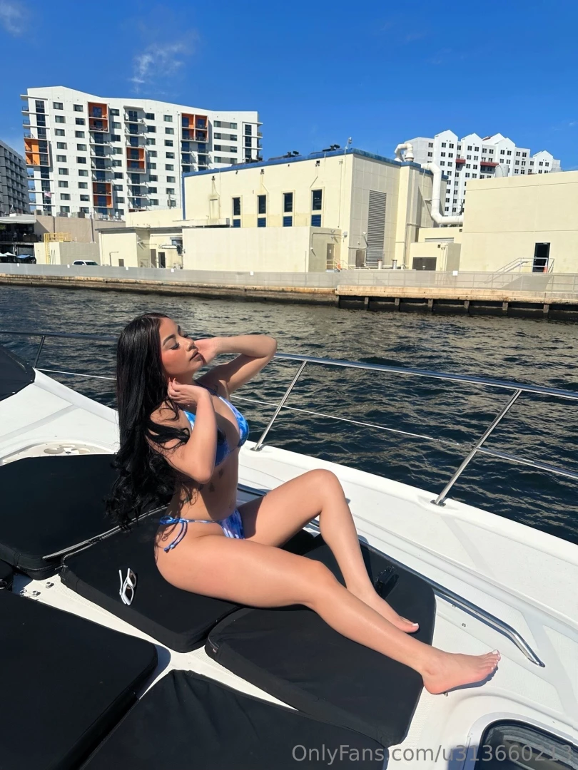 karlitaae Onlyfans leaked photo 18577400 on Hotleaks.tv