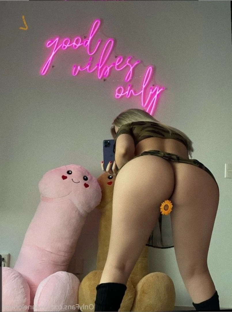 Viviané 🍭 [ vivianelomelin ] Onlyfans leaked photo 1227590 on Hotleaks.tv