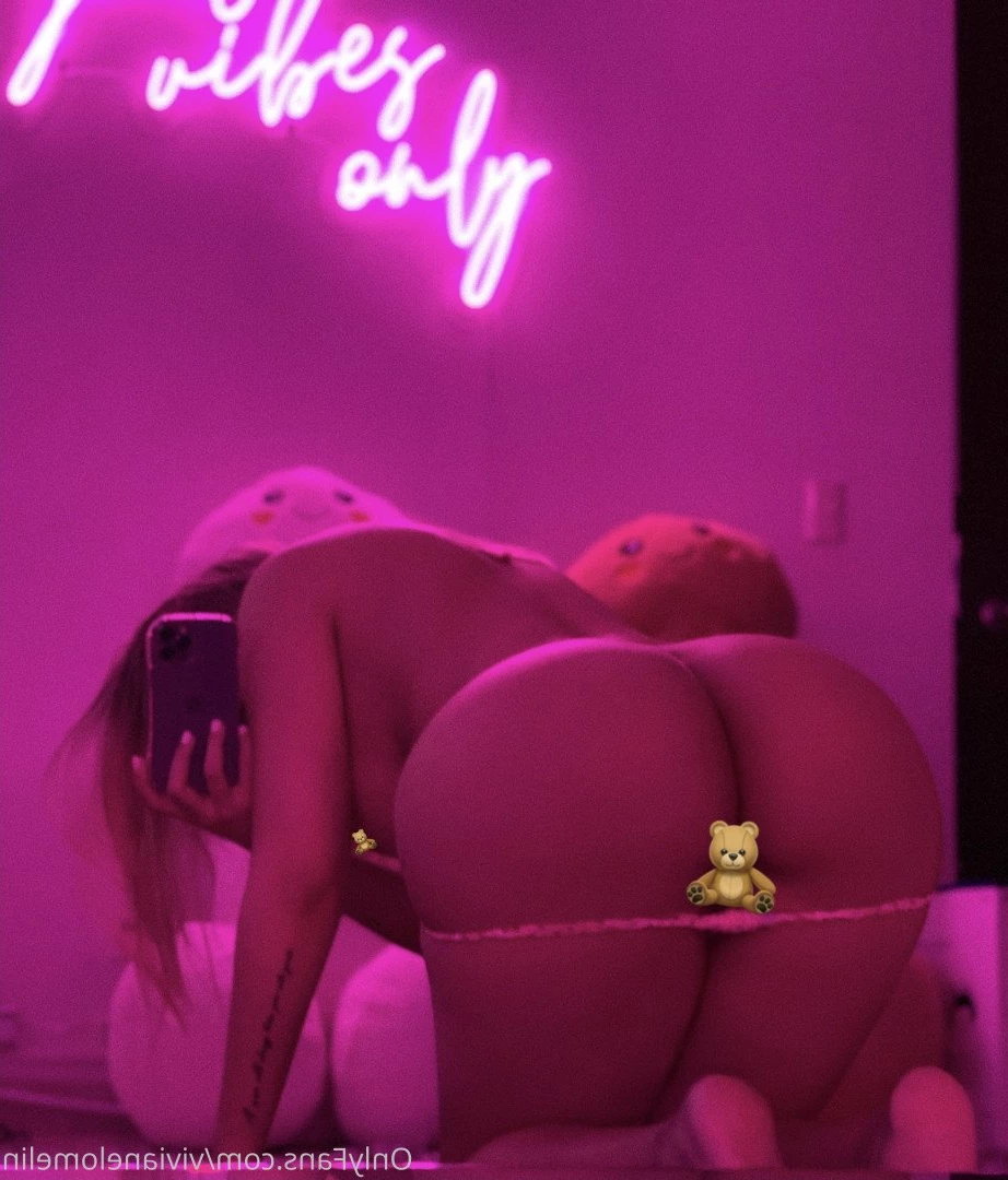 Viviané 🍭 [ vivianelomelin ] Onlyfans leaked photo 1502219 on Hotleaks.tv
