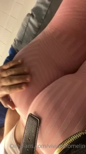 10701886