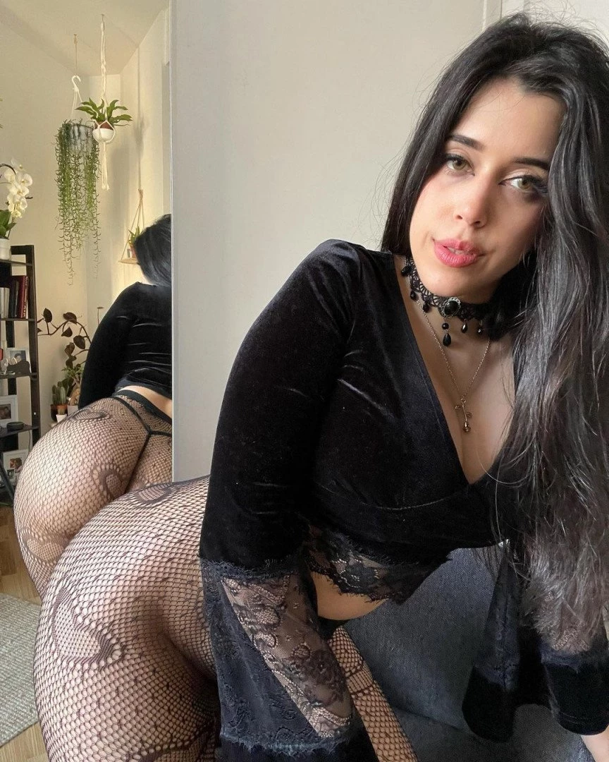Vivi Tarantino [ vivitarantino ] Onlyfans leaked photo 1227798 on Hotleaks.tv