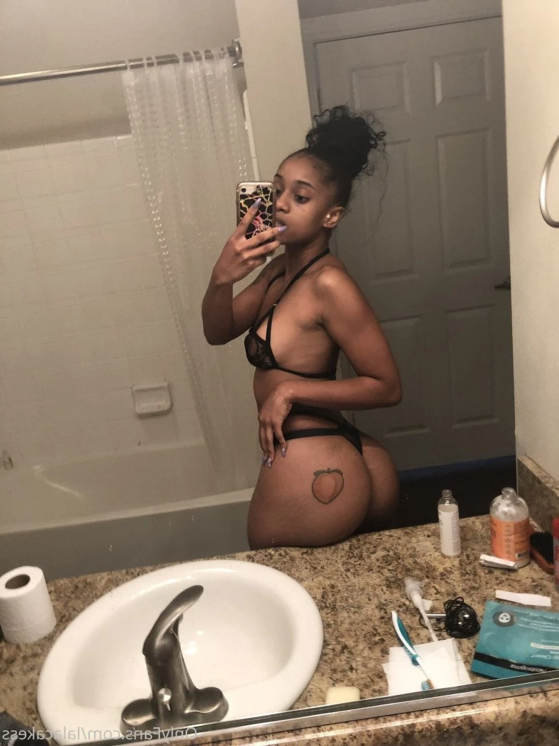 vyxia.69 Onlyfans leaked photo 1229948 on Hotleaks.tv