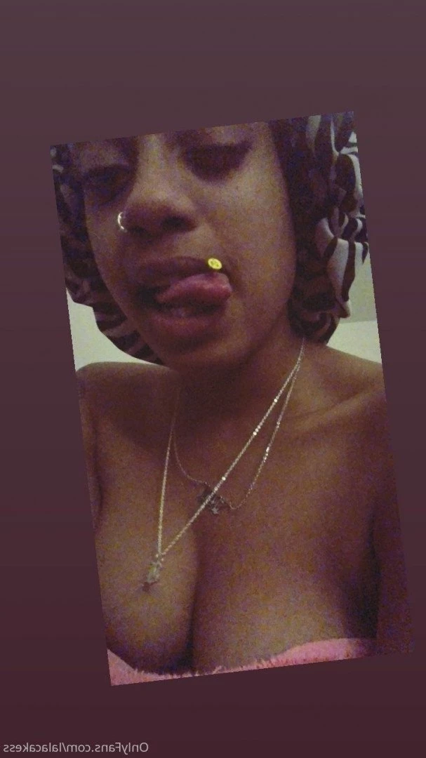 vyxia.69 Onlyfans leaked photo 1229963 on Hotleaks.tv