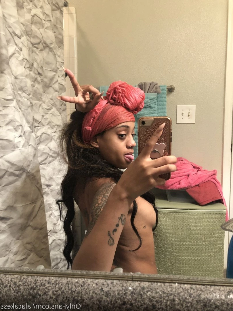 vyxia.69 Onlyfans leaked photo 1229964 on Hotleaks.tv