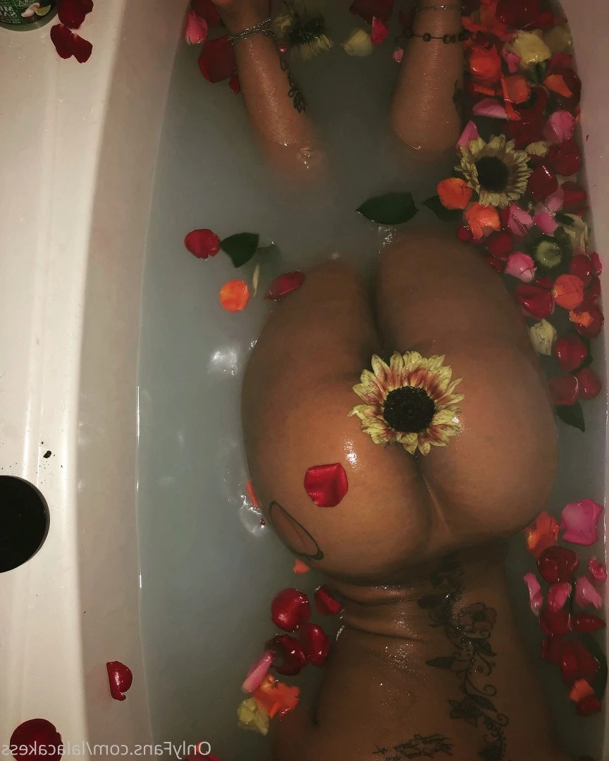 vyxia.69 Onlyfans leaked photo 1230052 on Hotleaks.tv