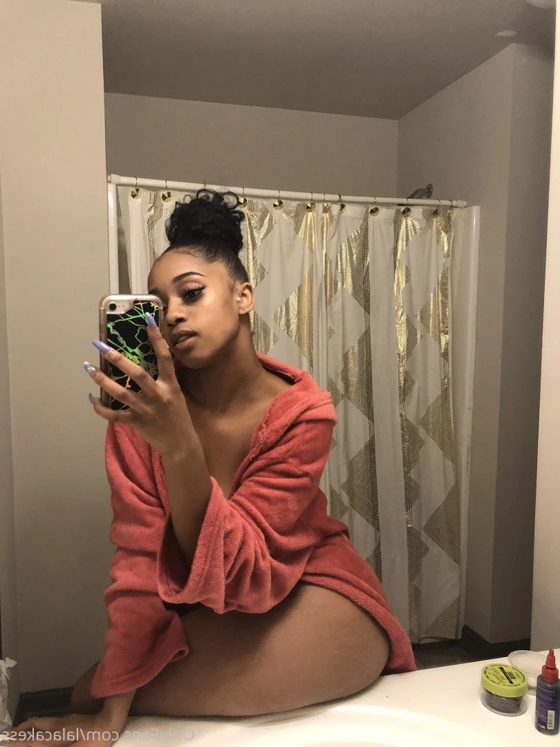 vyxia.69 Onlyfans leaked photo 1230053 on Hotleaks.tv