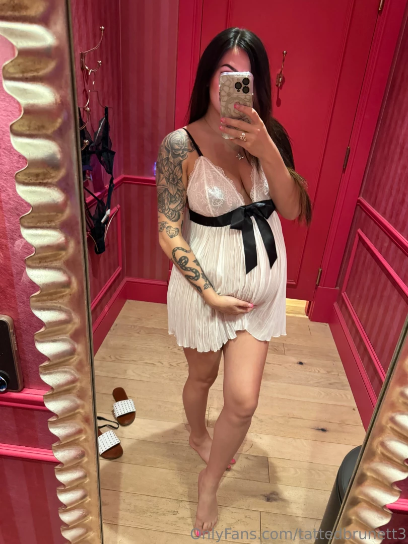 tattedbrunett3 Onlyfans leaked photo 18596954 on Hotleaks.tv