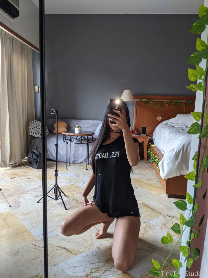 tiny_nympho [ tiny-nympho ] Onlyfans leaked photo 18612081 on Hotleaks.tv