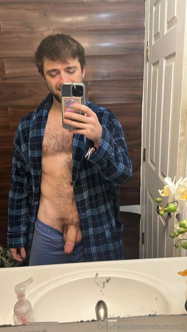 mrbuttoncb Onlyfans leaked photo 18612933 on Hotleaks.tv